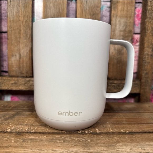 Ember Temperature Control Mug 2 - Picture 6 of 8